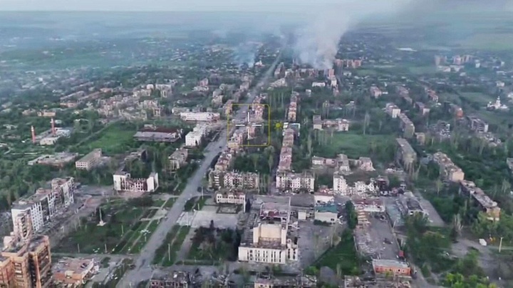 Российские военные эвакуировали из Константиновки девочку, потерявшую родителей