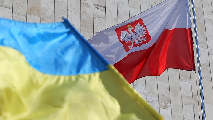 Число нападений на украинцев в Польше увеличилось на треть, сообщил посол в Варшаве