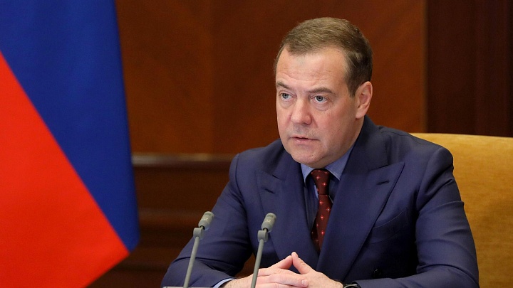 Медведев заявил, что западные лидеры понесут наказание за свои преступления